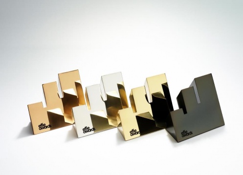 Strategii puternice de marketing + comunicare eficientă = vânzări Strategii puternice de marketing + comunicare eficientă = vânzări