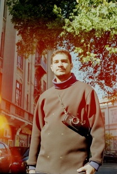 Creativ din cartier: Adi Bulboacă Creativ din cartier: Adi Bulboacă