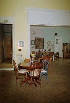 La pas prin cartier: Desfătarea simțurilor - Voilà, Le Bistrot La pas prin cartier: Desfătarea simțurilor - Voilà, Le Bistrot