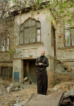 La pas prin cartier: Grivița 53, primul teatru privat construit împreună La pas prin cartier: Grivița 53, primul teatru privat construit împreună