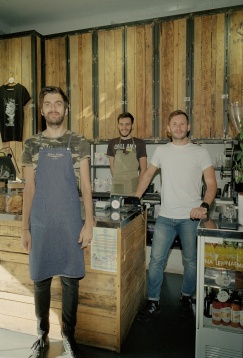 Un profil de business, vă rog: Steam Coffee Shop Un profil de business, vă rog: Steam Coffee Shop