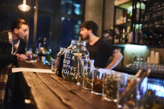 O călătorie în spațiu și timp în Universul O călătorie în spațiu și timp în Universul