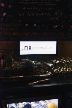 O călătorie în spațiu și timp în Universul O călătorie în spațiu și timp în Universul