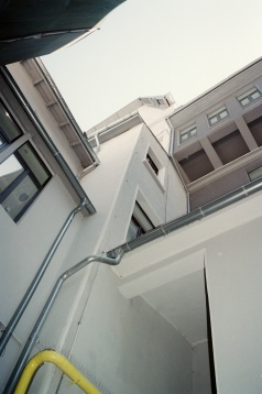 O călătorie în spațiu și timp în Universul O călătorie în spațiu și timp în Universul