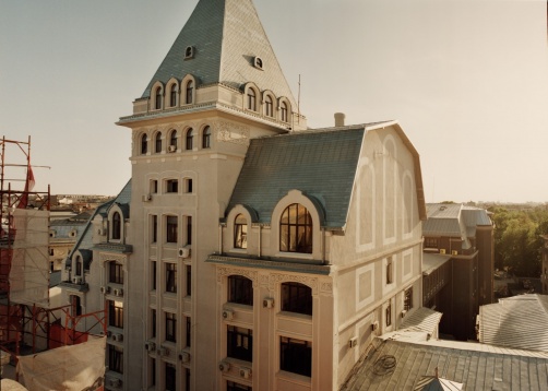 O călătorie în spațiu și timp în Universul O călătorie în spațiu și timp în Universul