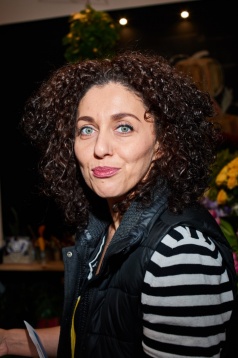 La pas prin cartier: Eva’s Flowers, locul unde este mereu primăvară La pas prin cartier: Eva’s Flowers, locul unde este mereu primăvară