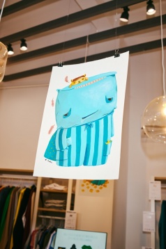 La pas prin cartier: Printoteca dă viață pe textile ideilor creative La pas prin cartier: Printoteca dă viață pe textile ideilor creative