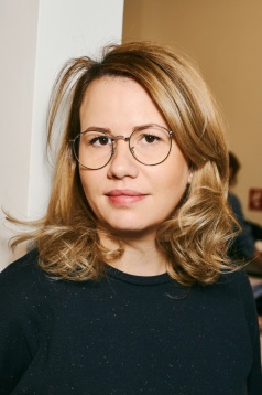 La pas prin cartier: Printoteca dă viață pe textile ideilor creative La pas prin cartier: Printoteca dă viață pe textile ideilor creative