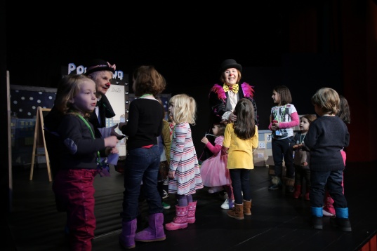 Ion Creangă, teatrul poveștilor copilăriei, teatrul pentru întreaga familie Ion Creangă, teatrul poveștilor copilăriei, teatrul pentru întreaga familie