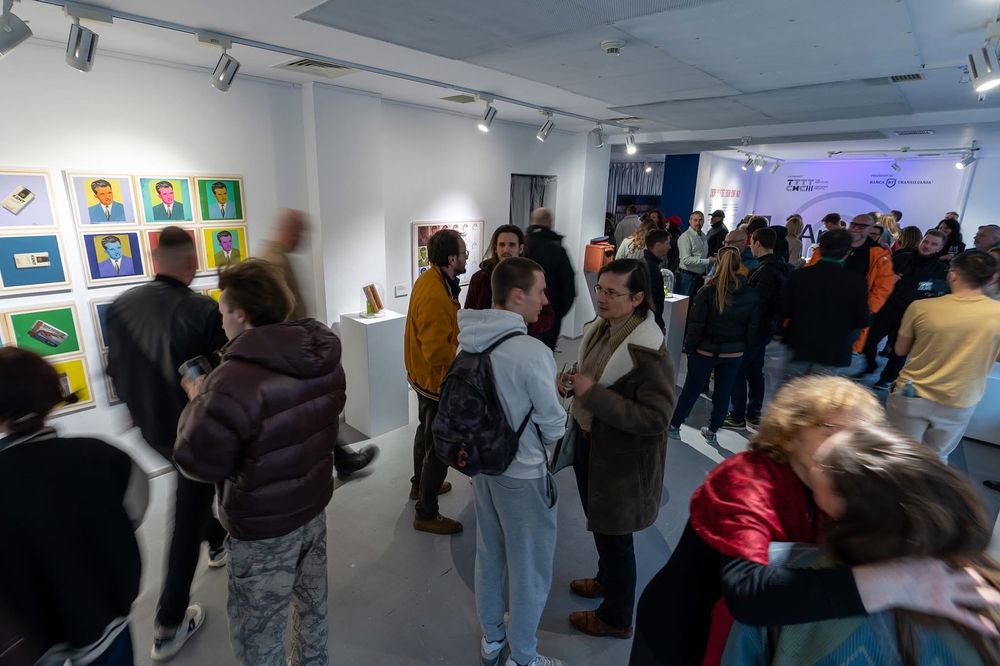 Gallery image