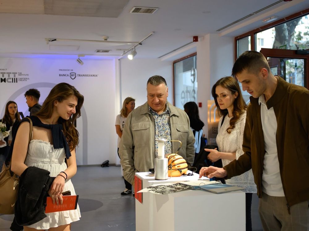 Gallery image