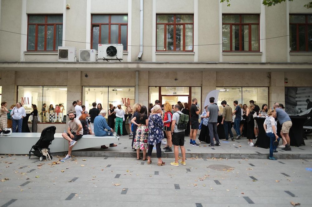 Gallery image