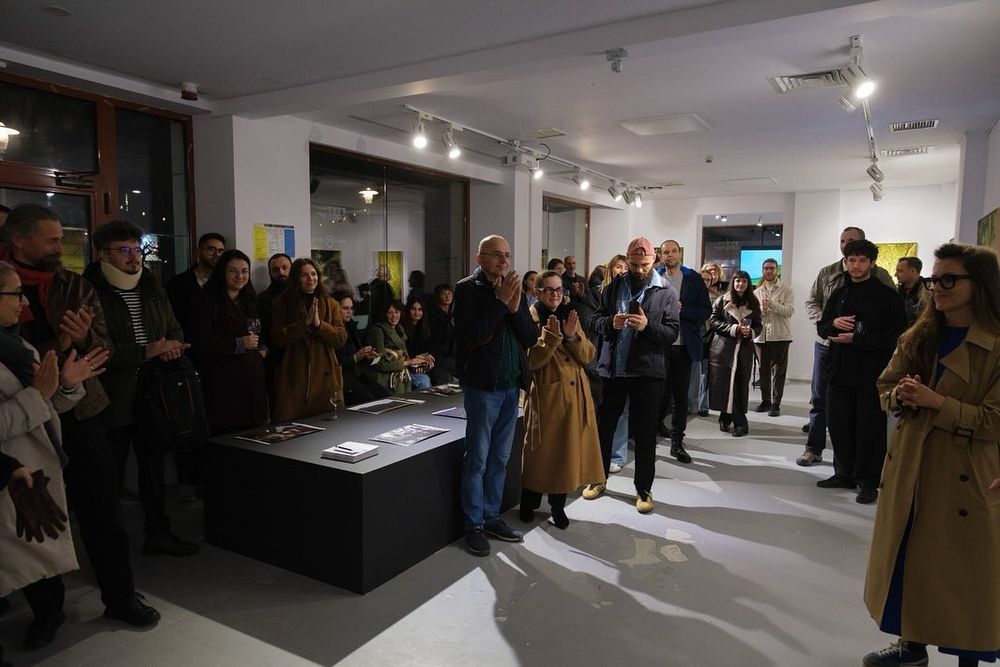 Gallery image