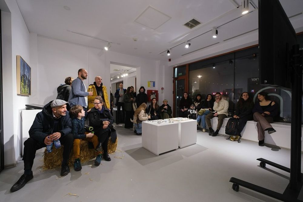 Gallery image