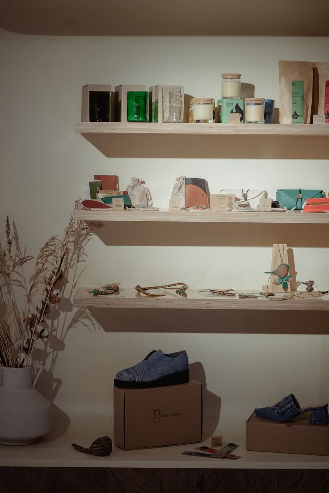 Gallery image