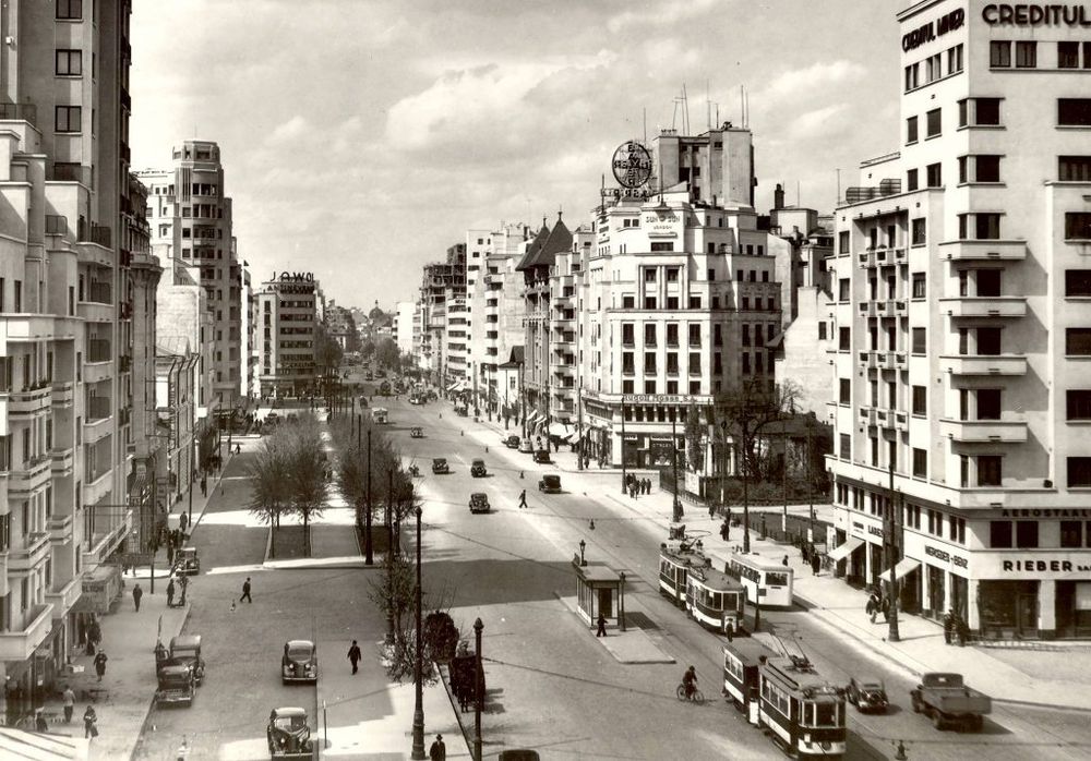 Descoperă Bucureştiul Art Deco şi arhitectura modernistă (traseu 1) - Tur ghidat cu Ovidiu Neacșu, lector Fundația Calea Victoriei