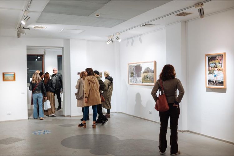 Gallery image