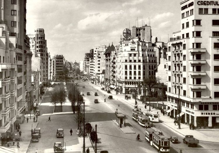 Descoperă Bucureştiul Art Deco şi arhitectura modernistă (traseu 1) - Tur ghidat cu Ovidiu Neacșu, lector Fundația Calea Victoriei